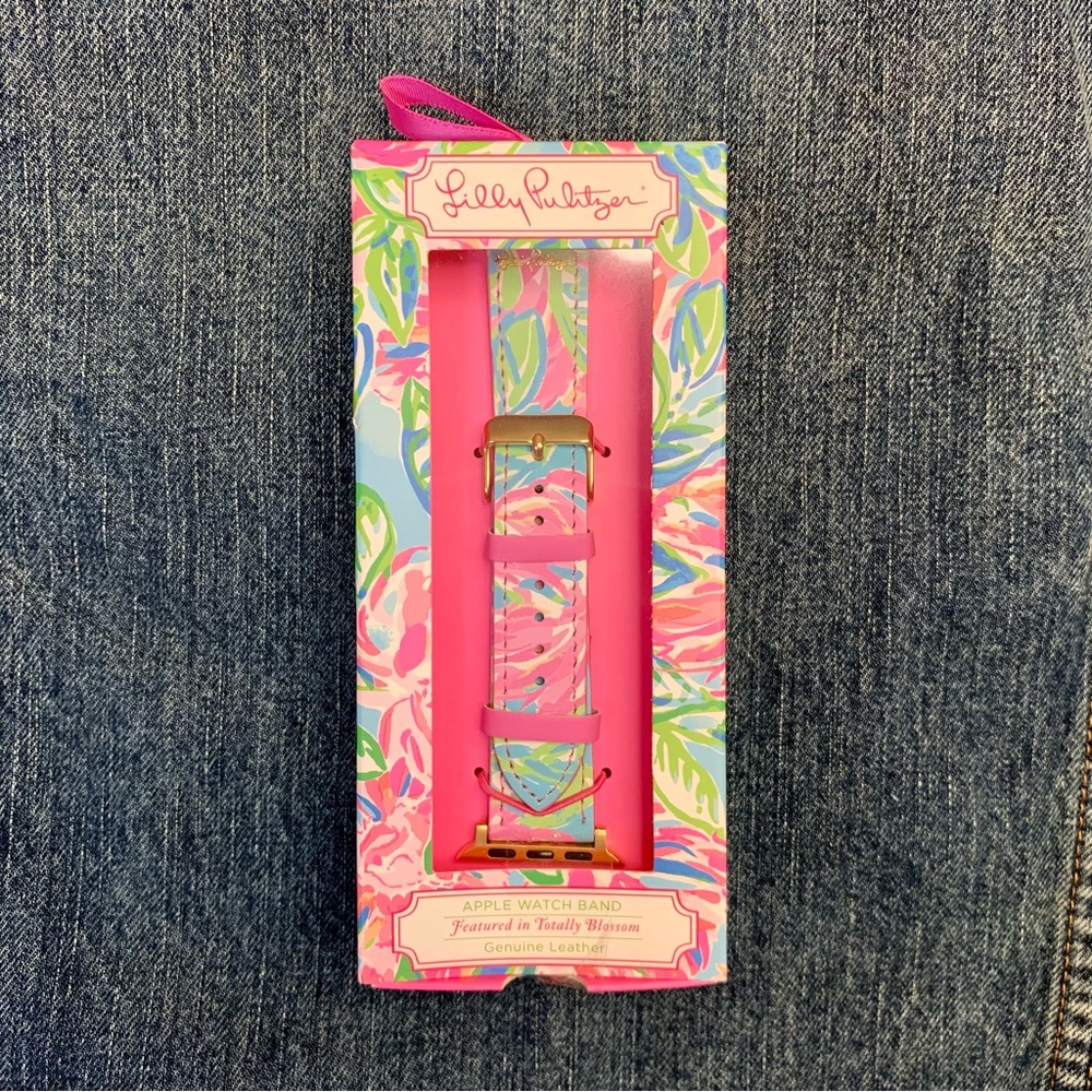 Lilly Pulitzer Apple Watch Band featured in Totally Blossom for Watches 38 44mm